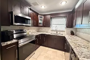 4925 Eldorado Dr, Tampa, FL 33615 - Photo 7