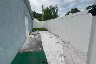 4925 Eldorado Dr, Tampa, FL 33615 - Photo 27