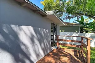 9309 N 21st St, Tampa, FL 33612 - Photo 25