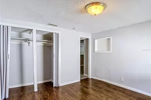 9309 N 21st St, Tampa, FL 33612 - Photo 17