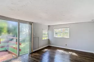 9309 N 21st St, Tampa, FL 33612 - Photo 13