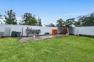13094 Papercraft Ave, Weeki Wachee, FL 34614 - Photo 39