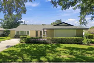 2942 Clubhouse Dr W, Clearwater, FL 33761 - Photo 59