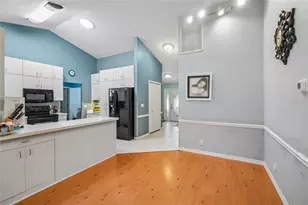 6074 Beechwood Dr, Ridge Manor, FL 33523 - Photo 13