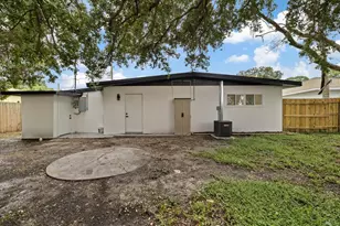 7361 Royal Palm Dr, New Port Richey, FL 34652 - Photo 23