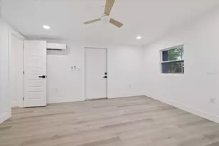 7361 Royal Palm Dr, New Port Richey, FL 34652 - Photo 9