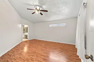 610 Lakemont Dr, Brandon, FL 33510 - Photo 7