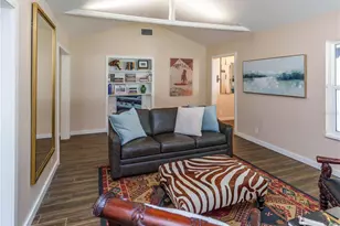 2633 W Sunset Dr, Tampa, FL 33629 - Photo 5