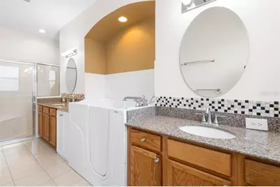 1009 Chelsea Greens Court #37, Sun City Center, FL 33573 - Photo 15