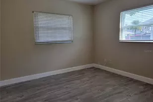 7880 2nd Ave S, Saint Petersburg, FL 33707 - Photo 27