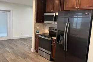 7920 George Washington Ln, Tampa, FL 33637 - Photo 11