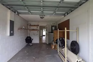 7920 George Washington Ln, Tampa, FL 33637 - Photo 25