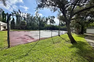 2400 Feather Sound Dr, Clearwater, FL 33762 - Photo 9