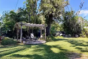 2908 Forest Cir, Seffner, FL 33584 - Photo 43