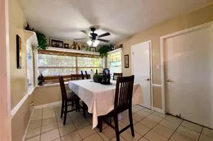 2908 Forest Cir, Seffner, FL 33584 - Photo 17