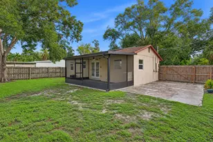 5124 19th St N, Saint Petersburg, FL 33714 - Photo 23