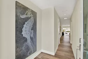 594 Boca Ciega Point Blvd N, Saint Petersburg, FL 33708 - Photo 5