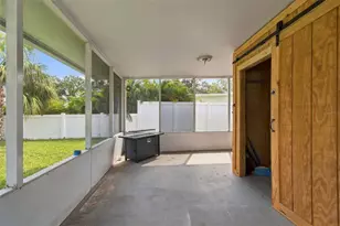 335 Country Club Dr, Oldsmar, FL 34677 - Photo 37