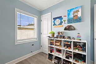 335 Country Club Dr, Oldsmar, FL 34677 - Photo 25