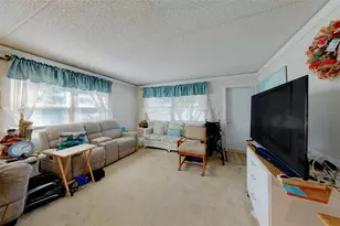 12300 Park Blvd, Seminole, FL 33772 - Photo 17