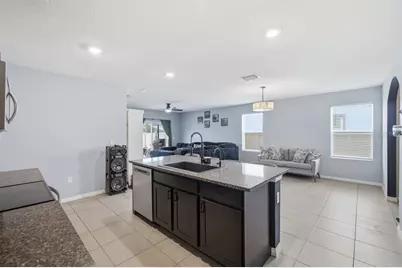 17063 Oval Rum Drive, Wimauma, FL 33598 - Photo 7