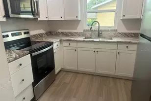 6199 59th Pl N, Saint Petersburg, FL 33709 - Photo 5