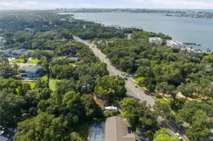 2015 Park St N, Saint Petersburg, FL 33710 - Photo 47