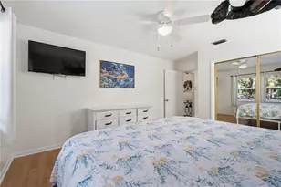 2015 Park St N, Saint Petersburg, FL 33710 - Photo 21