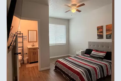 1935 Oxnard Court, Tampa, FL 33612 - Photo 5