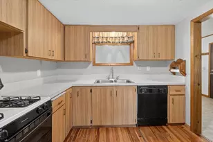 10019 Curley Rd, San Antonio, FL 33576 - Photo 21