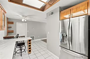 9727 Groveland St, Seminole, FL 33772 - Photo 11