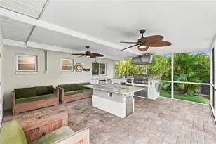 9727 Groveland St, Seminole, FL 33772 - Photo 17