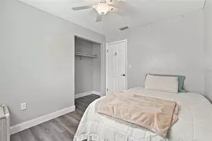 9727 Groveland St, Seminole, FL 33772 - Photo 21