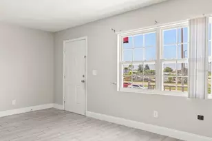 9105 W Hillsborough Ave, Tampa, FL 33615 - Photo 21