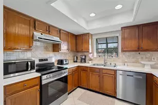 413 Hammock Pine Blvd, Clearwater, FL 33761 - Photo 3