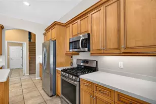 725 Citrus Wood Ln, Valrico, FL 33594 - Photo 15