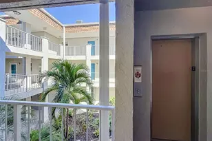 1520 Glen Oaks Dr E, Sarasota, FL 34232 - Photo 25