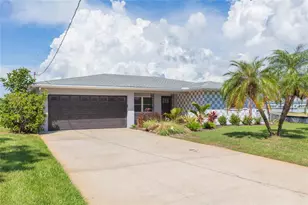 7160 S S Shore Dr Dr, South Pasadena, FL 33707 - Photo 1