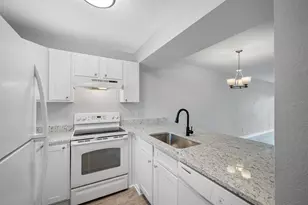 39132 County Road 54, Zephyrhills, FL 33542 - Photo 5