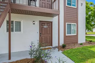 39132 County Road 54, Zephyrhills, FL 33542 - Photo 1