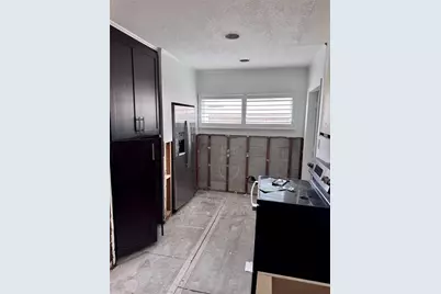 3701 Shore Acres Boulevard NE, Saint Petersburg, FL 33703 - Photo 11