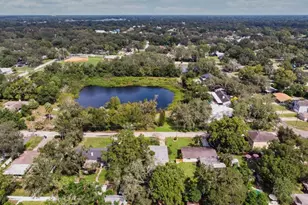 1708 Pond Lake Dr, Tampa, FL 33612 - Photo 77