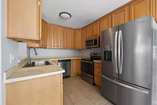 1708 Pond Lake Dr, Tampa, FL 33612 - Photo 17