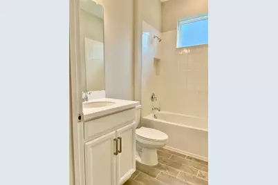 33879 Astoria Cir, Wesley Chapel, FL 33545 - Photo 19
