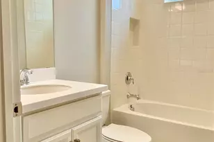 33879 Astoria Cir, Wesley Chapel, FL 33545 - Photo 19