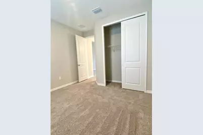 33879 Astoria Cir, Wesley Chapel, FL 33545 - Photo 21