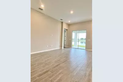 33879 Astoria Cir, Wesley Chapel, FL 33545 - Photo 25