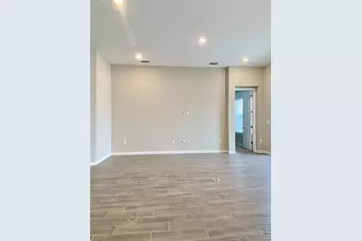 33879 Astoria Cir, Wesley Chapel, FL 33545 - Photo 29