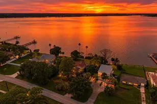 600 Shore Dr E, Oldsmar, FL 34677 - Photo 5