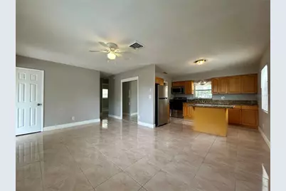 816 62nd Avenue NE, Saint Petersburg, FL 33702 - Photo 9